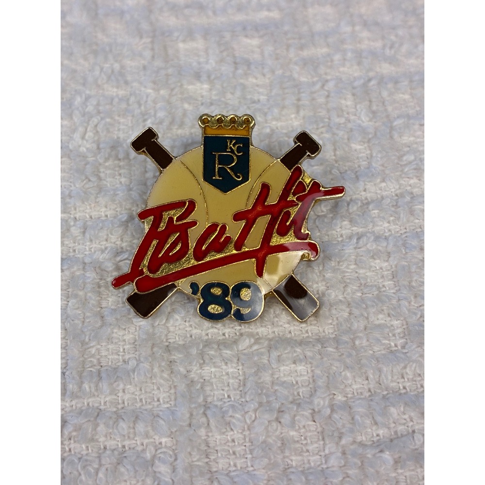 Vintage 1989 Kansas City Royals Its a Hit MLB Baseball Enamel Pin Western Auto